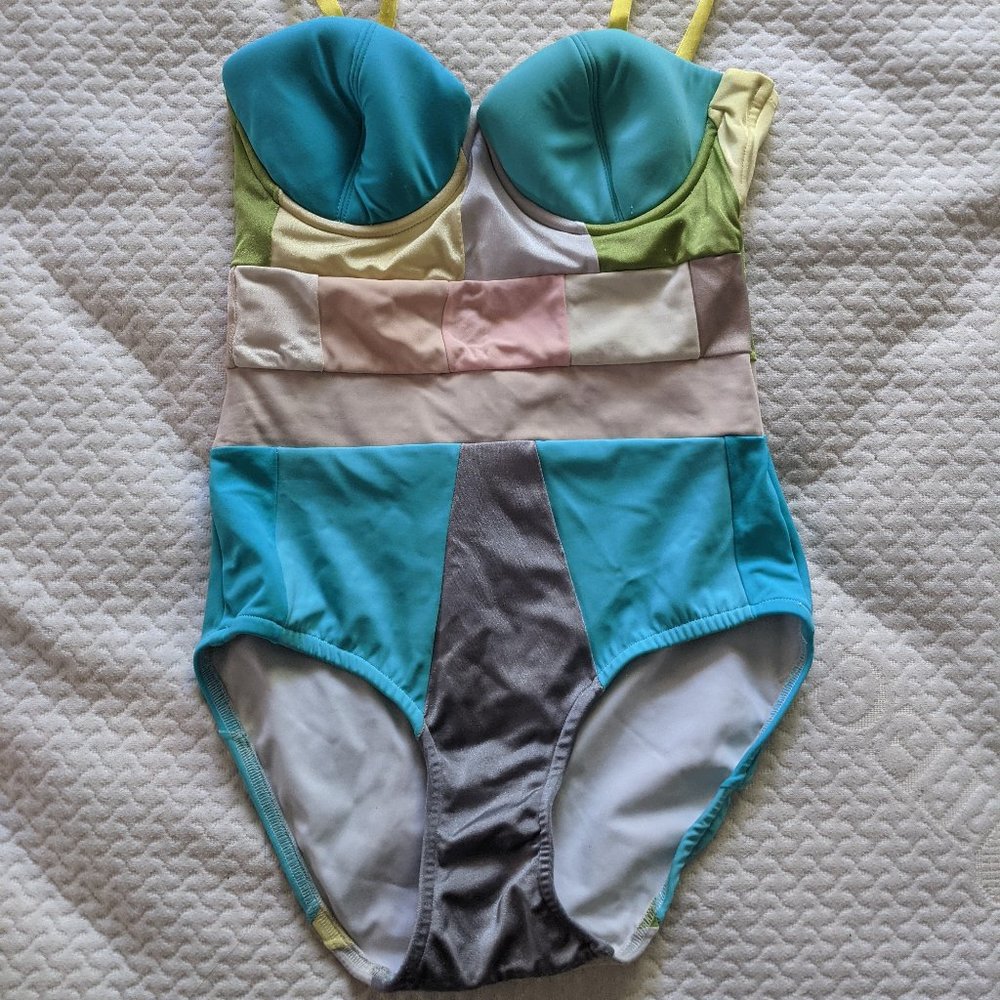 Colorblock One Piece Swimsuit